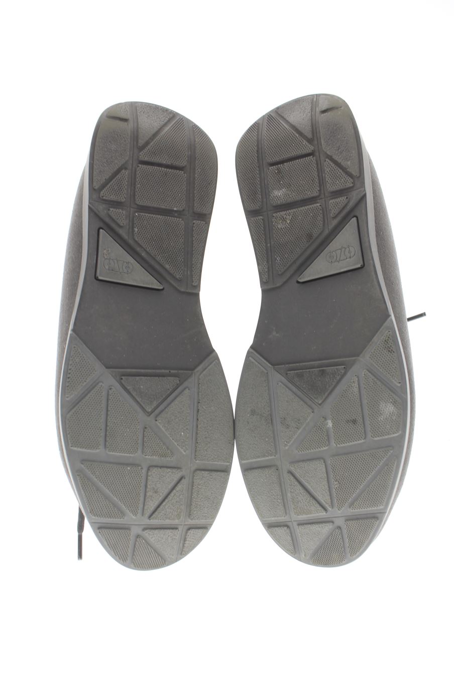 Chaussures plates de MUROEXE de la taille 38, de couleur gris de