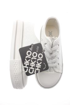 Turnschuhe 24 CHK10, Foto 1 von 4
