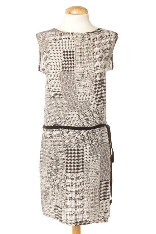 Einfaches Kleid