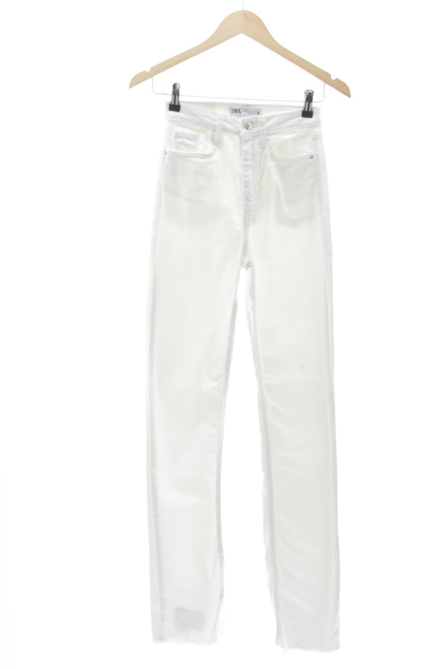 Jeans Zara de la taille 34, de couleur blanc de denim