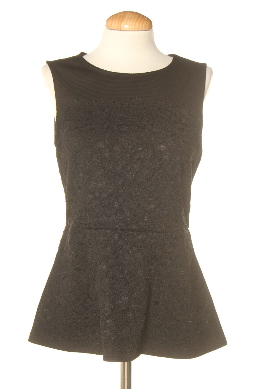 Top de H&M de la talla M, de color negro