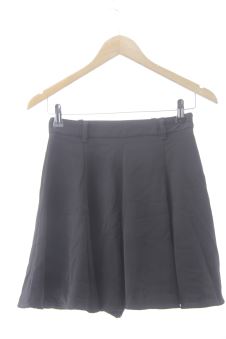 Shorts XS Zara, photo 1 sur 2