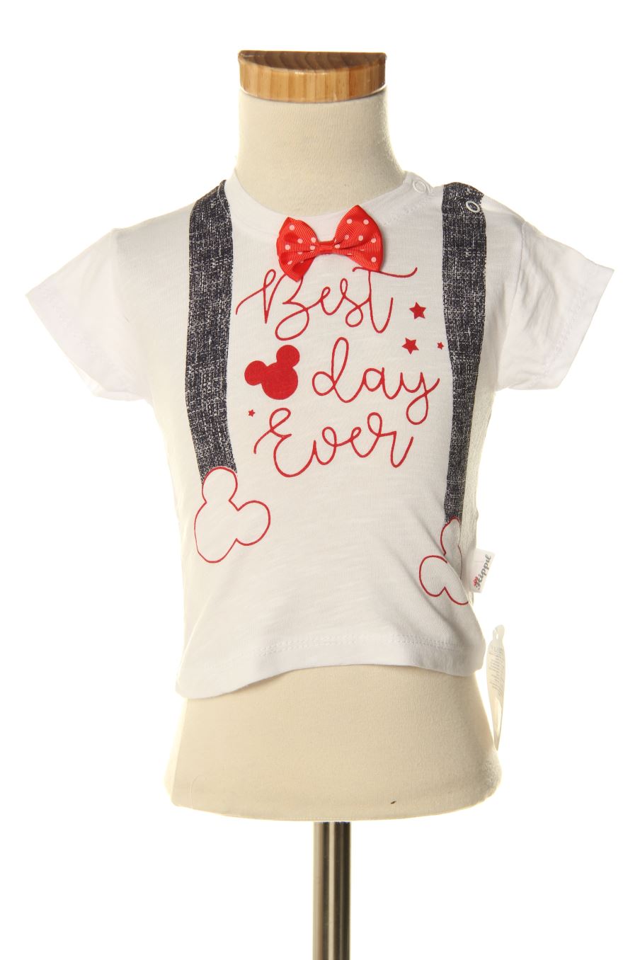 Camiseta de Hippil b.a.b.y de la talla 3 meses con etiqueta
