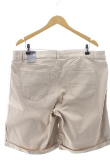 Pantalón corto 50 Yessica (C&A)