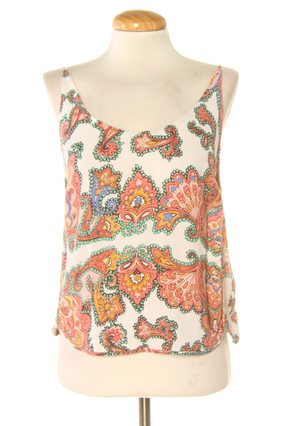 Top Zara de la taille M, de couleur imprimés