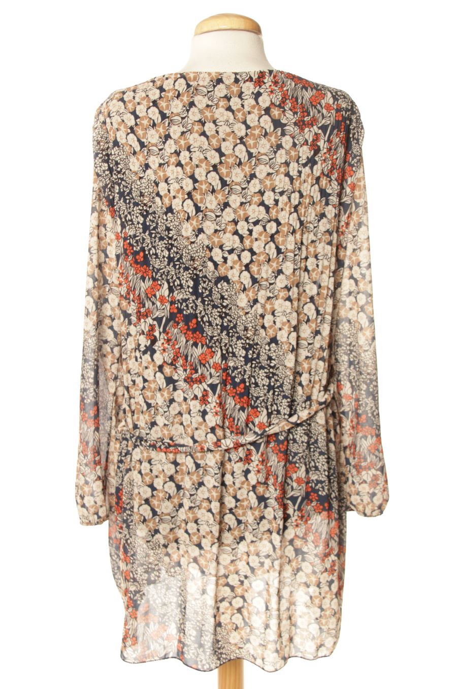 Robe casual New collection de la taille L, de couleur fleurs