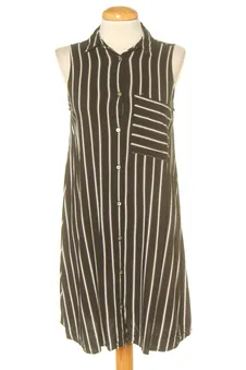 Einfaches Kleid S Stradivarius, Foto 1 von 2