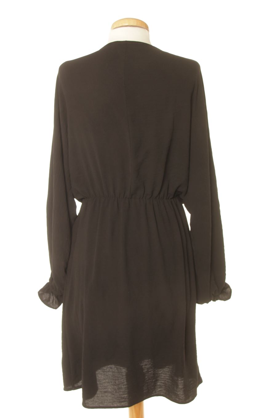 Petite Robe Noire Naf Naf – Taille 38 – Longueur Genou – Occasion Bon état
