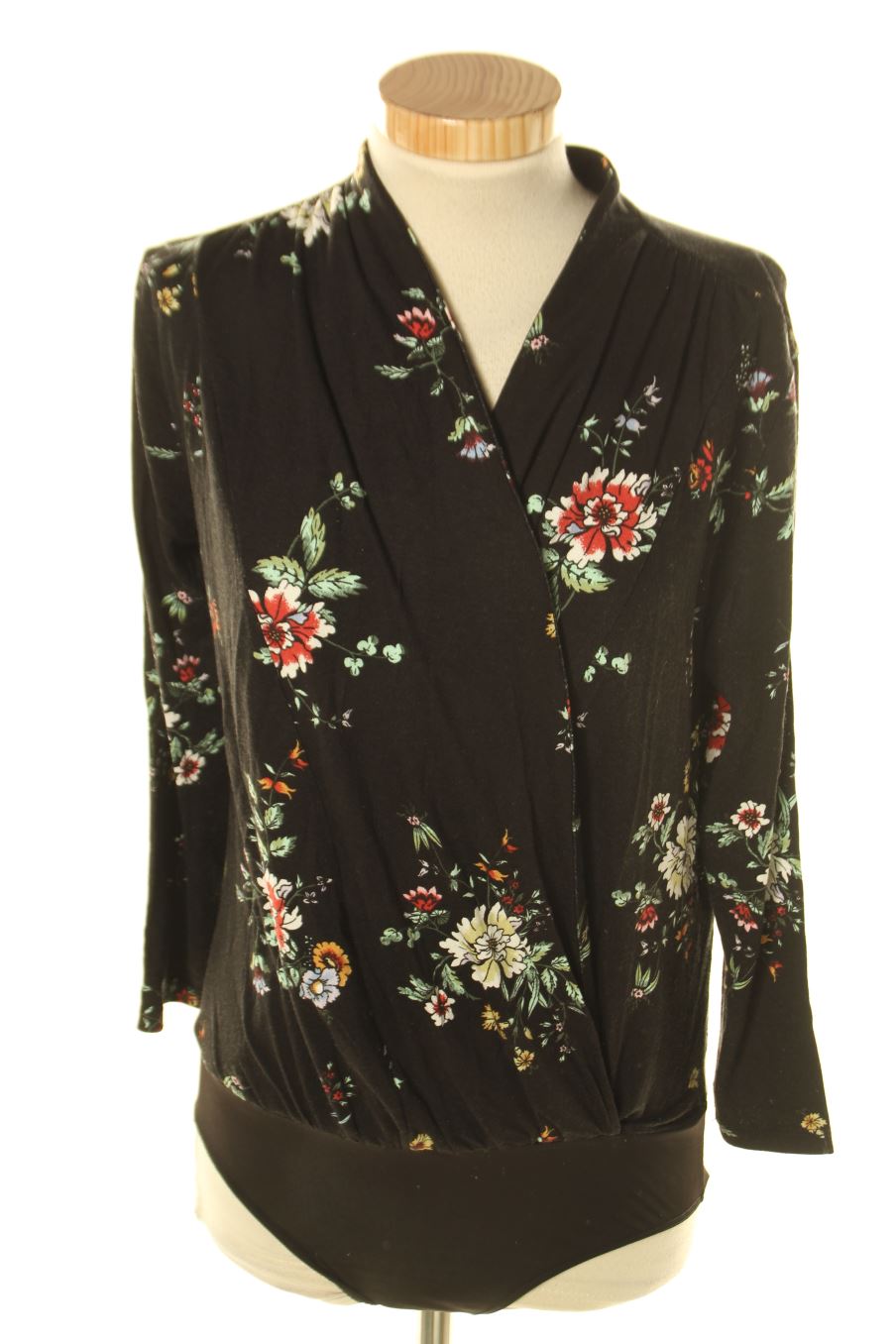Body de Pull & Bear de la talla S, de color flores