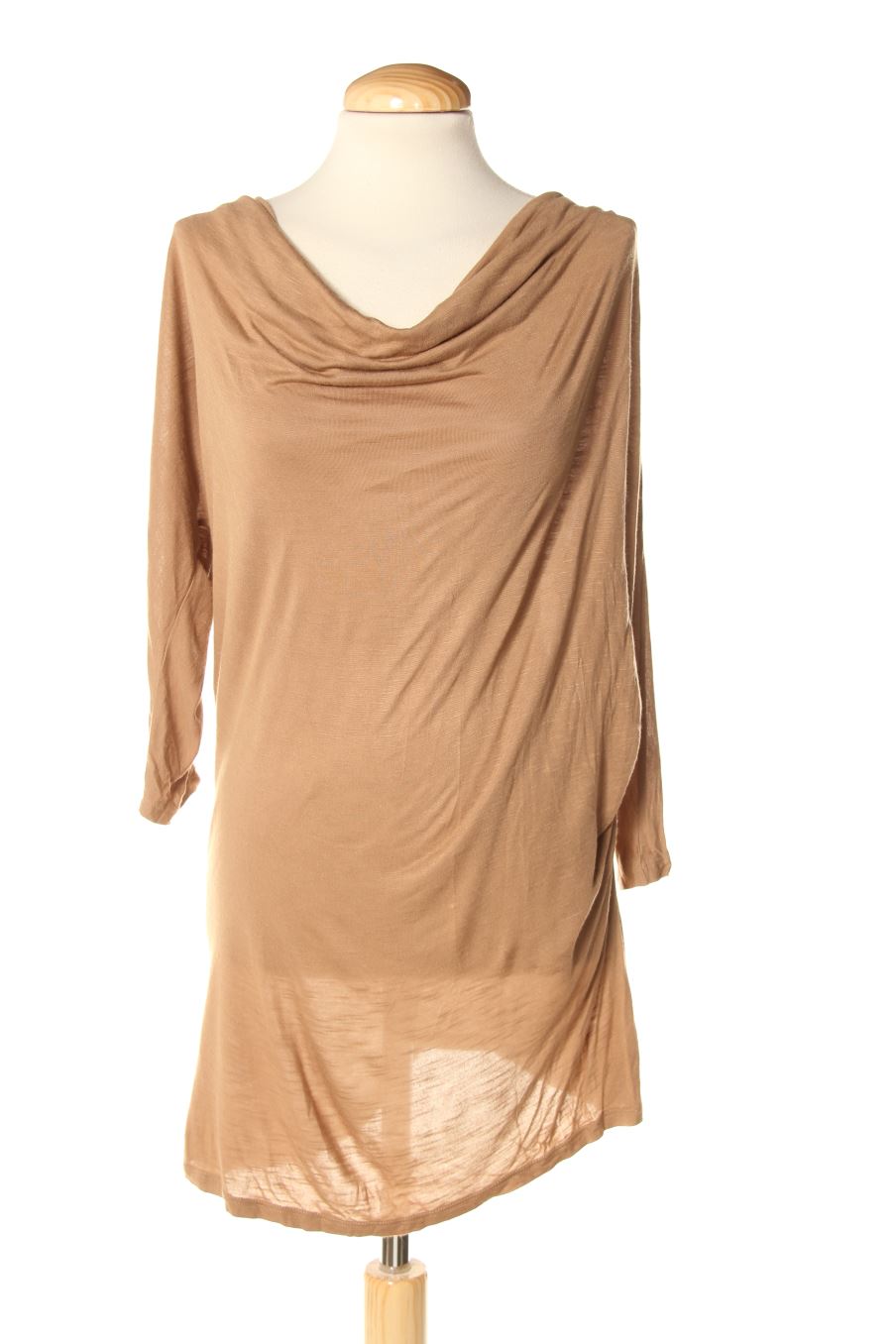 Top Bershka de la taille M, de couleur beige