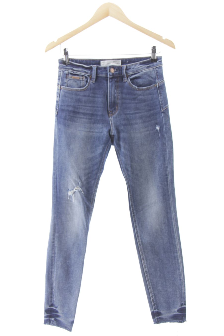 Jeans Stradivarius de la taille 36, de couleur bleu de denim