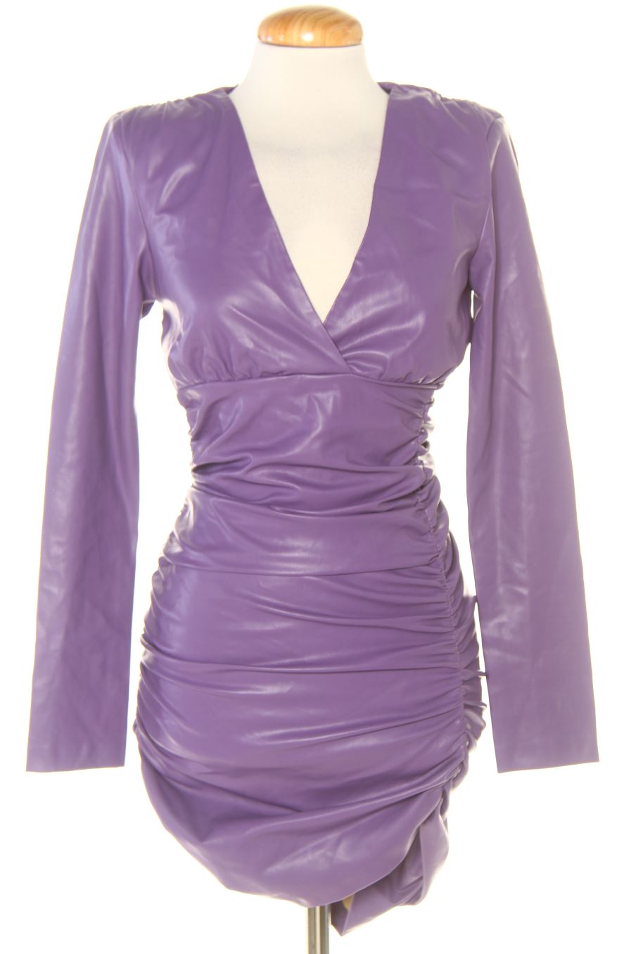 Robe Zara de la taille XS, de couleur pourpre de cuir et daim