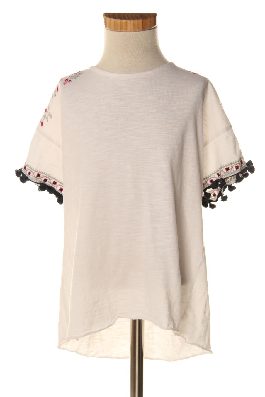Camiseta de Zara de la talla 8 años de segunda mano