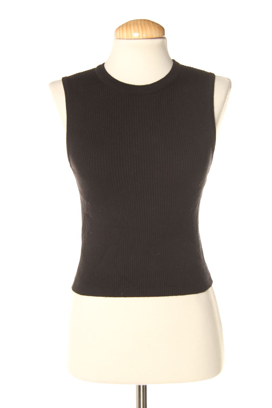 Top Bershka de la taille L, de couleur noir