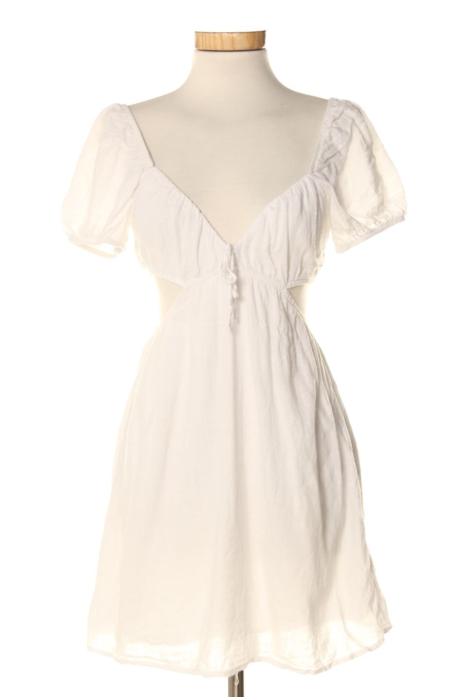 Robe casual Pull & Bear de la taille S, de couleur blanc