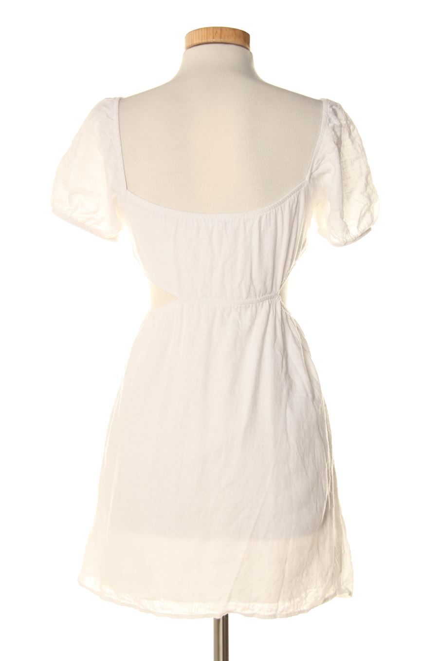 Robe casual Pull & Bear de la taille S, de couleur blanc