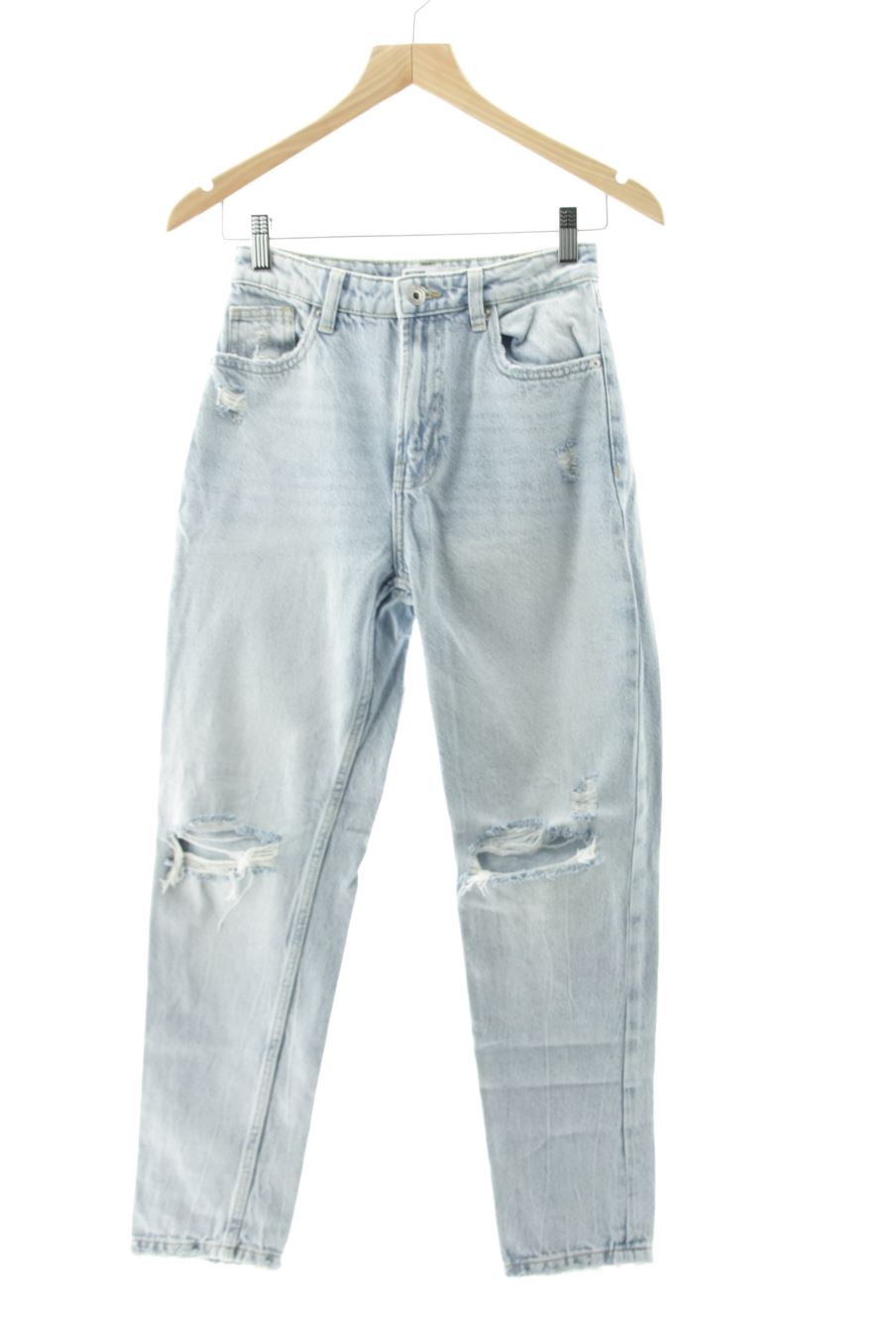 Jeans de Bershka de la talla 34, de color blu