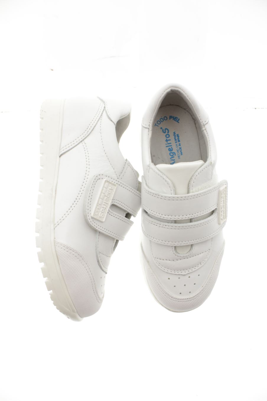 Zapatillas de Angelitos de la talla 28 con etiqueta