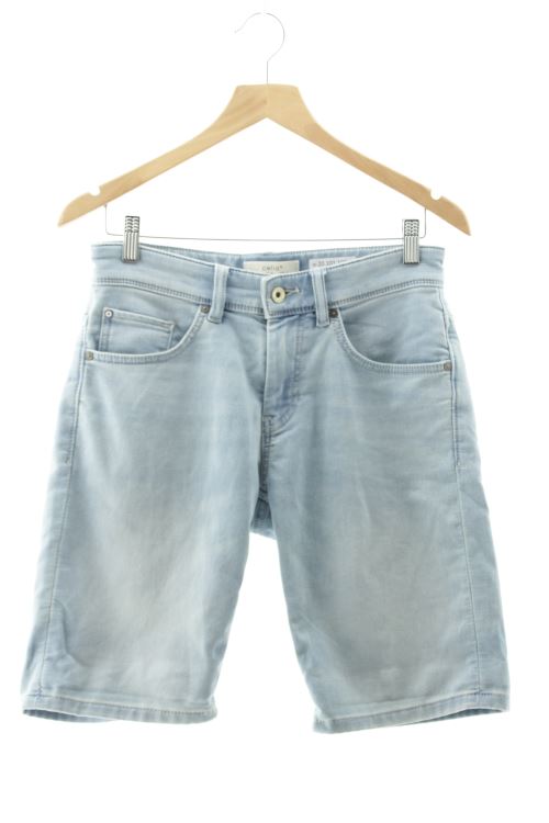 Pantalón corto