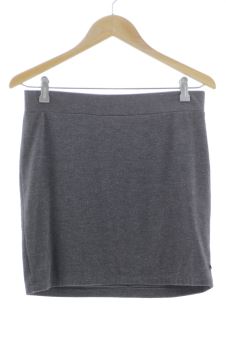 Aufwändiger Rock XL Yerse