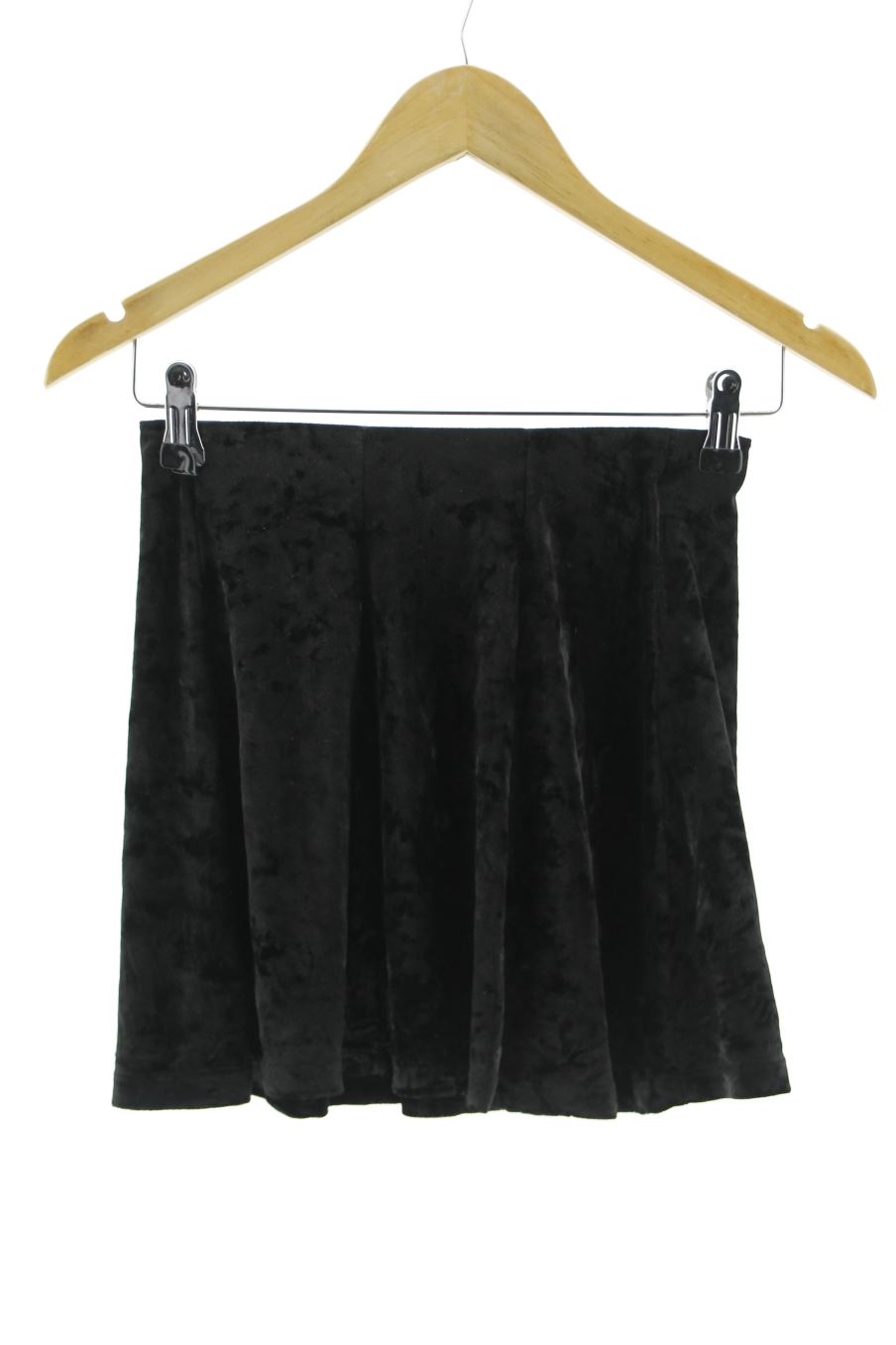 Aufwändiger Rock von Pull & Bear Größe S, Farbe Schwarz, aus Samt für