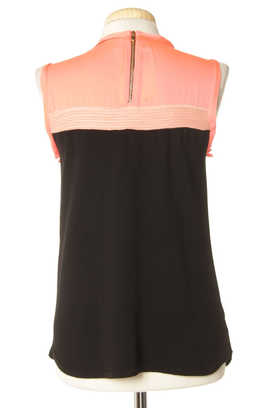 Top Maje de la taille S, de couleur noir