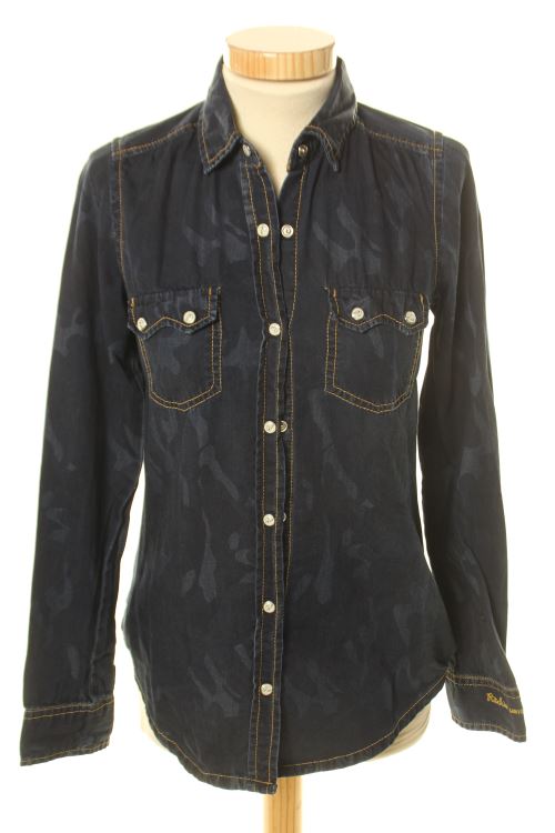 Camisa
