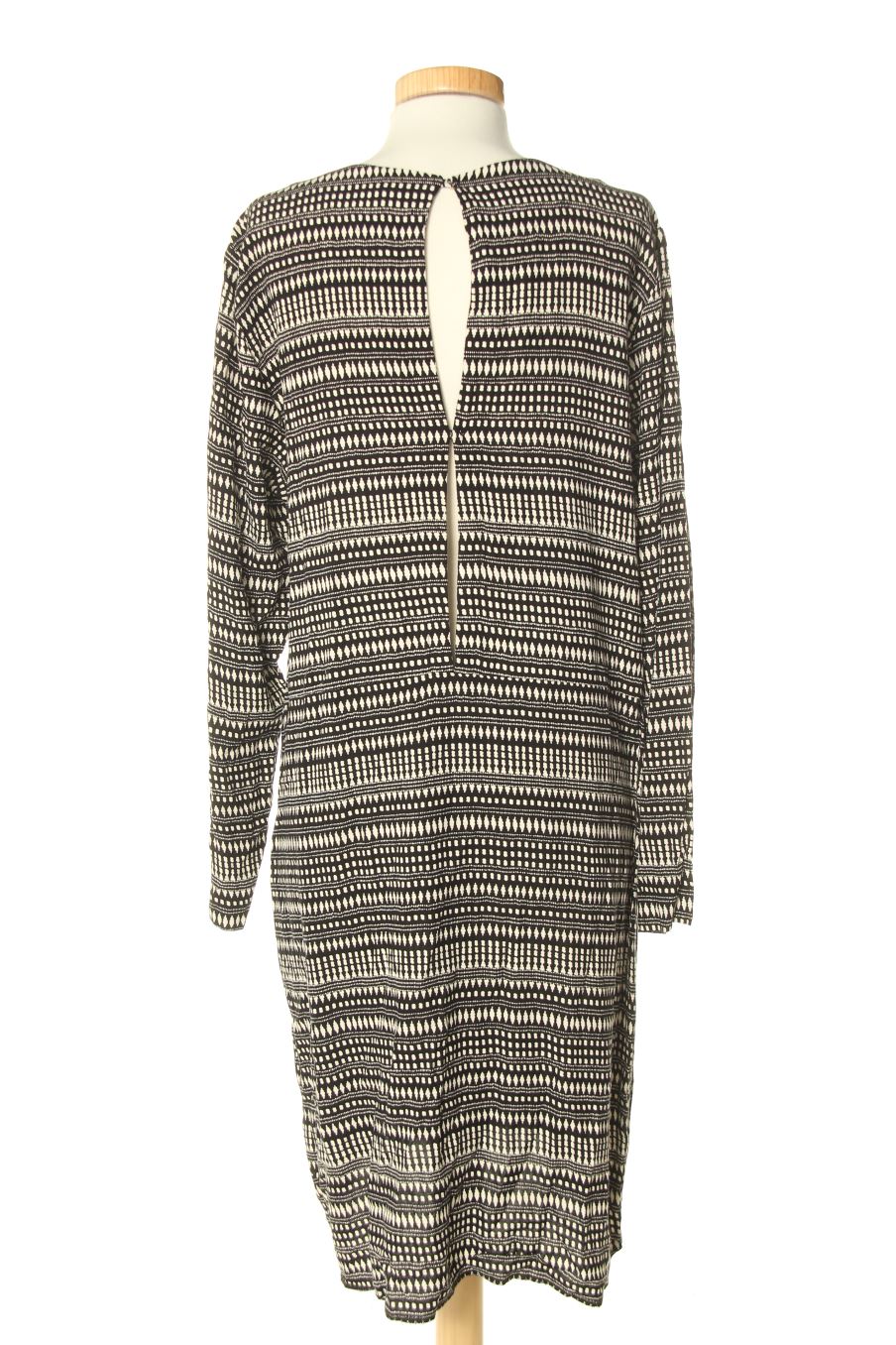 Robe casual H&M de la taille 44, de couleur imprimés