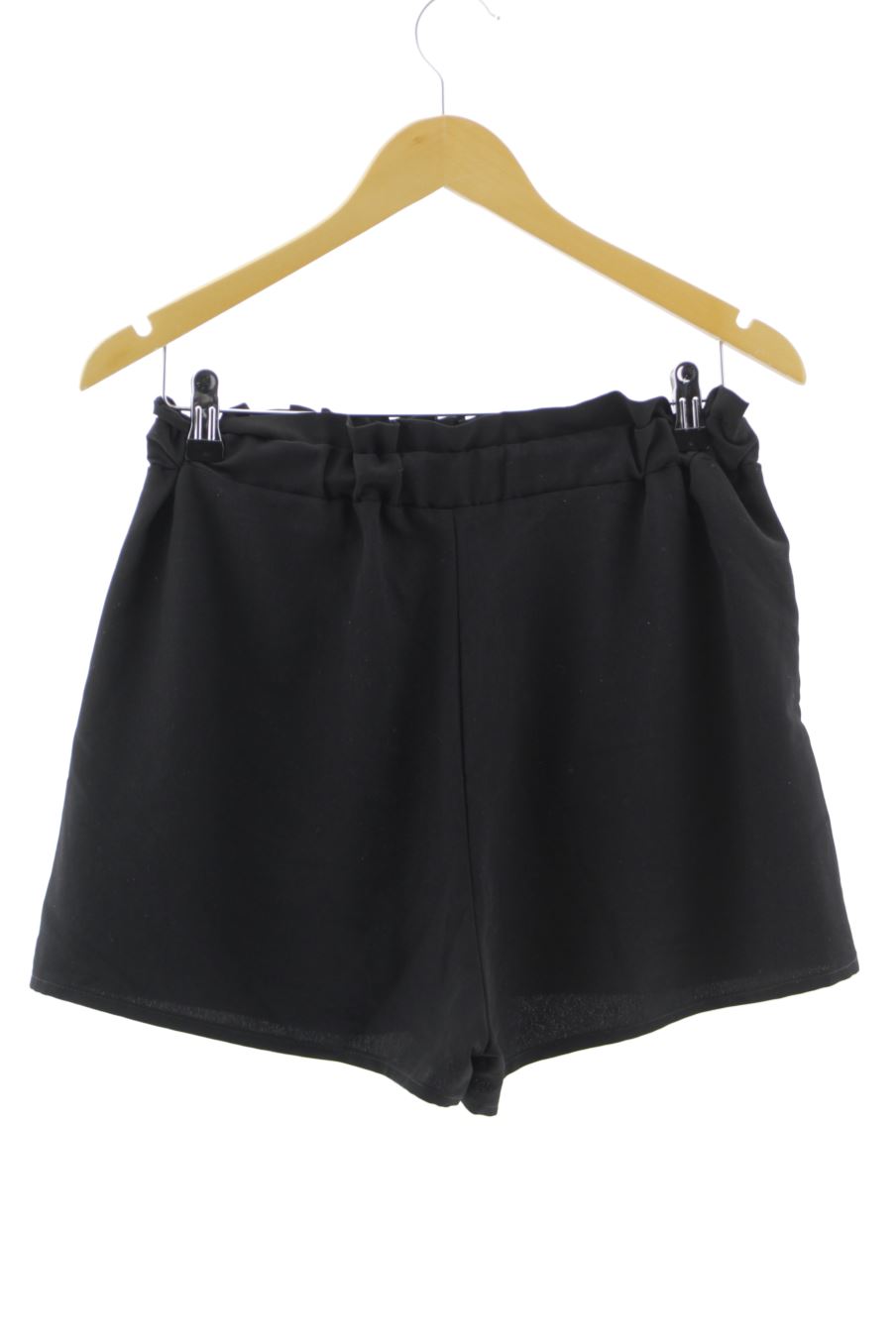 Shorts Stradivarius de la taille M, de couleur noir