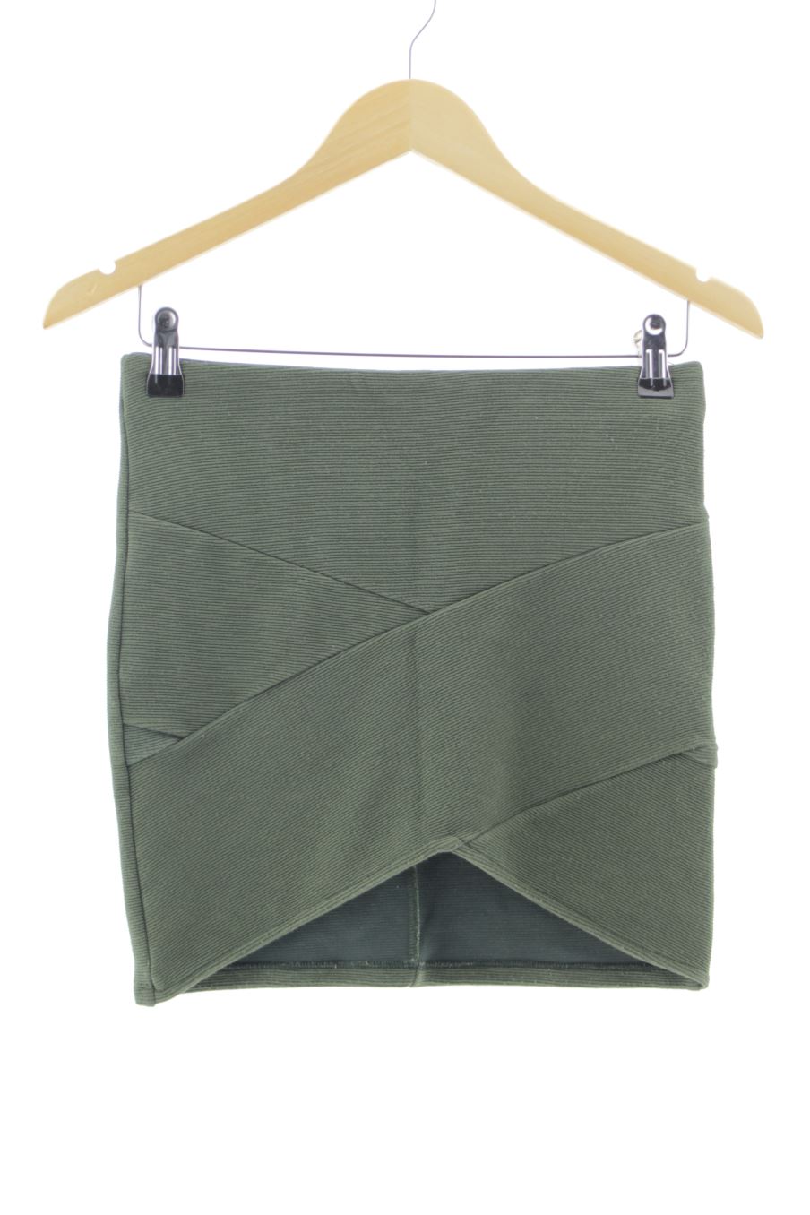 Falda de Bershka de la talla M, de color verde