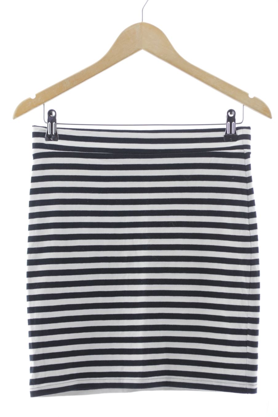 Falda de H&M de la talla S, de color rayas