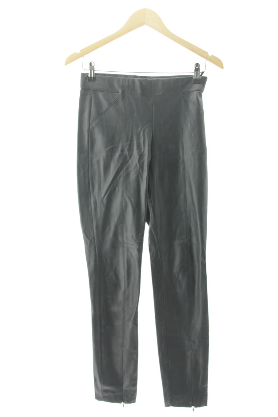 Pantalón de Zara de la talla S, de color negro de sintético