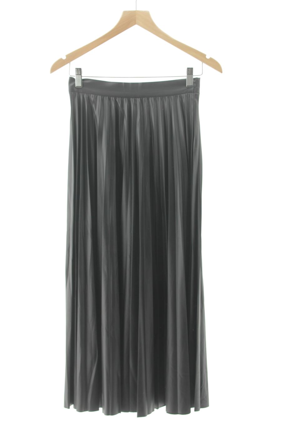 Jupe Zara de la taille XS, de couleur noir