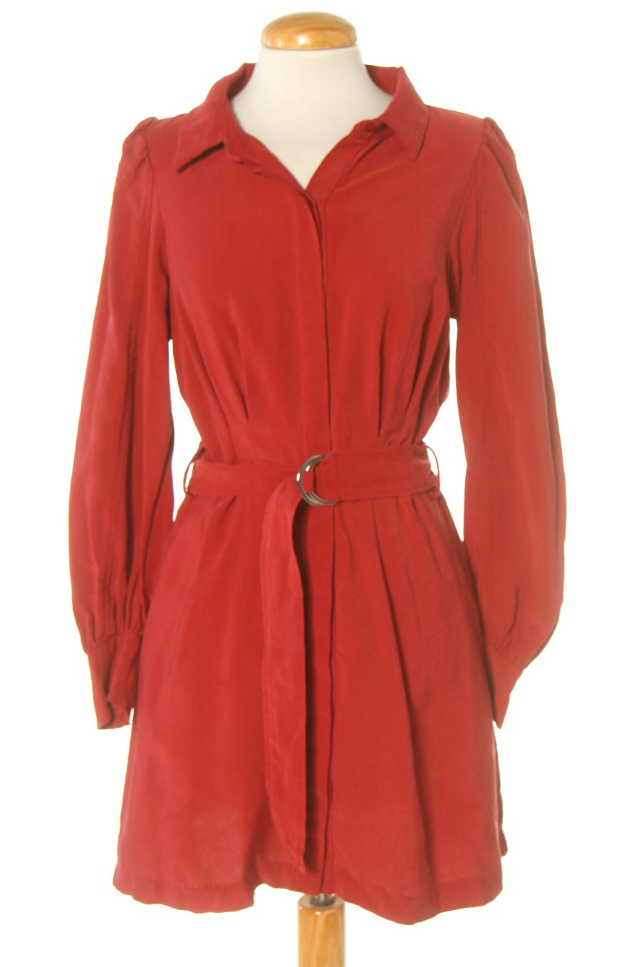 Robe casual Zara de la taille S, de couleur bordeaux