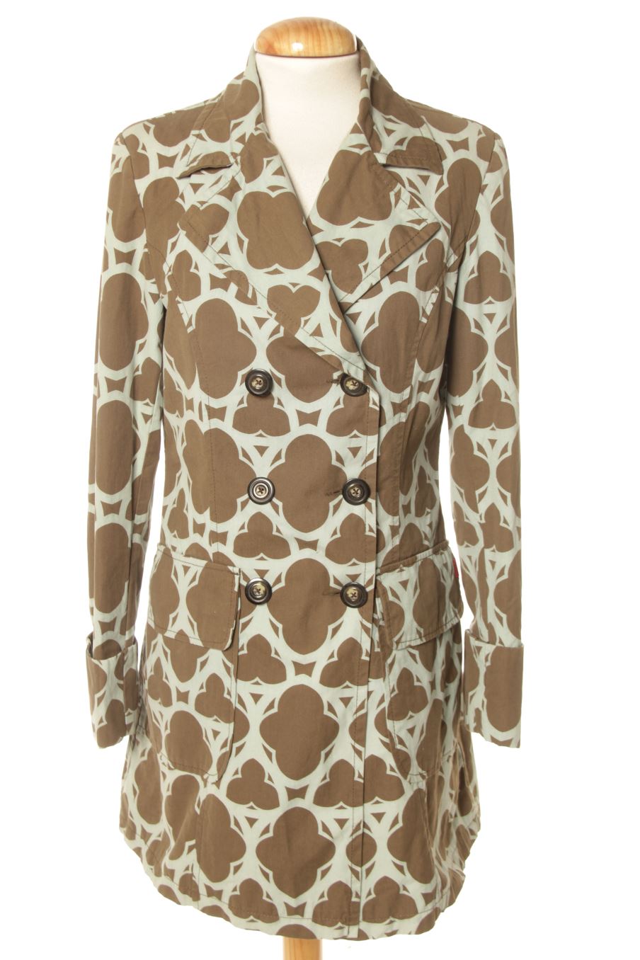 Gabardina de Laga de la talla 36, de color estampado
