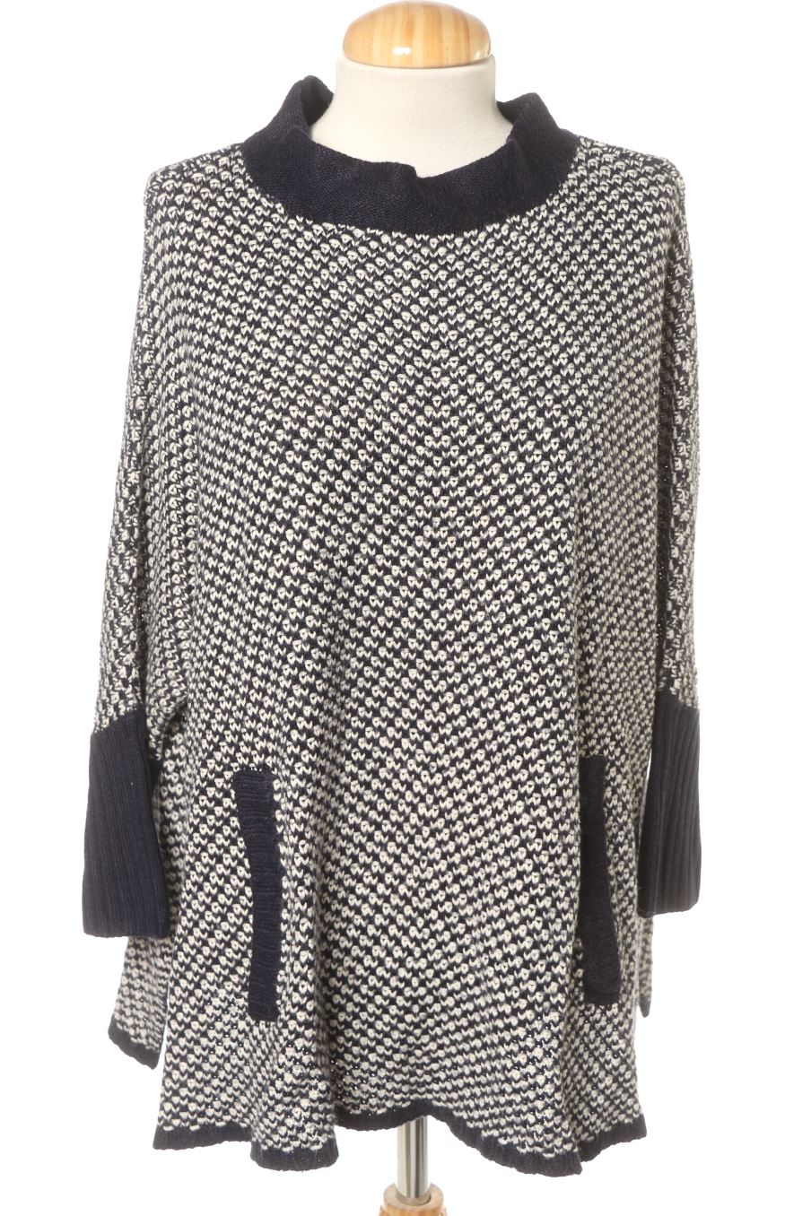 Pull Sfera de la taille M, de couleur imprimés