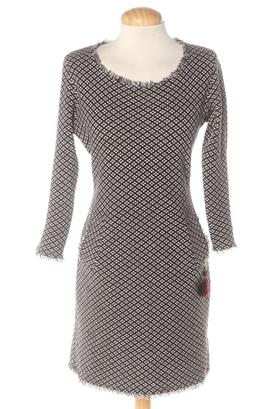 Vestido casual de No-l-ita de la talla S, de color negro