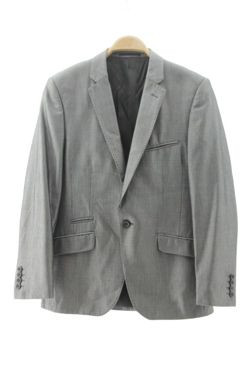 Costume