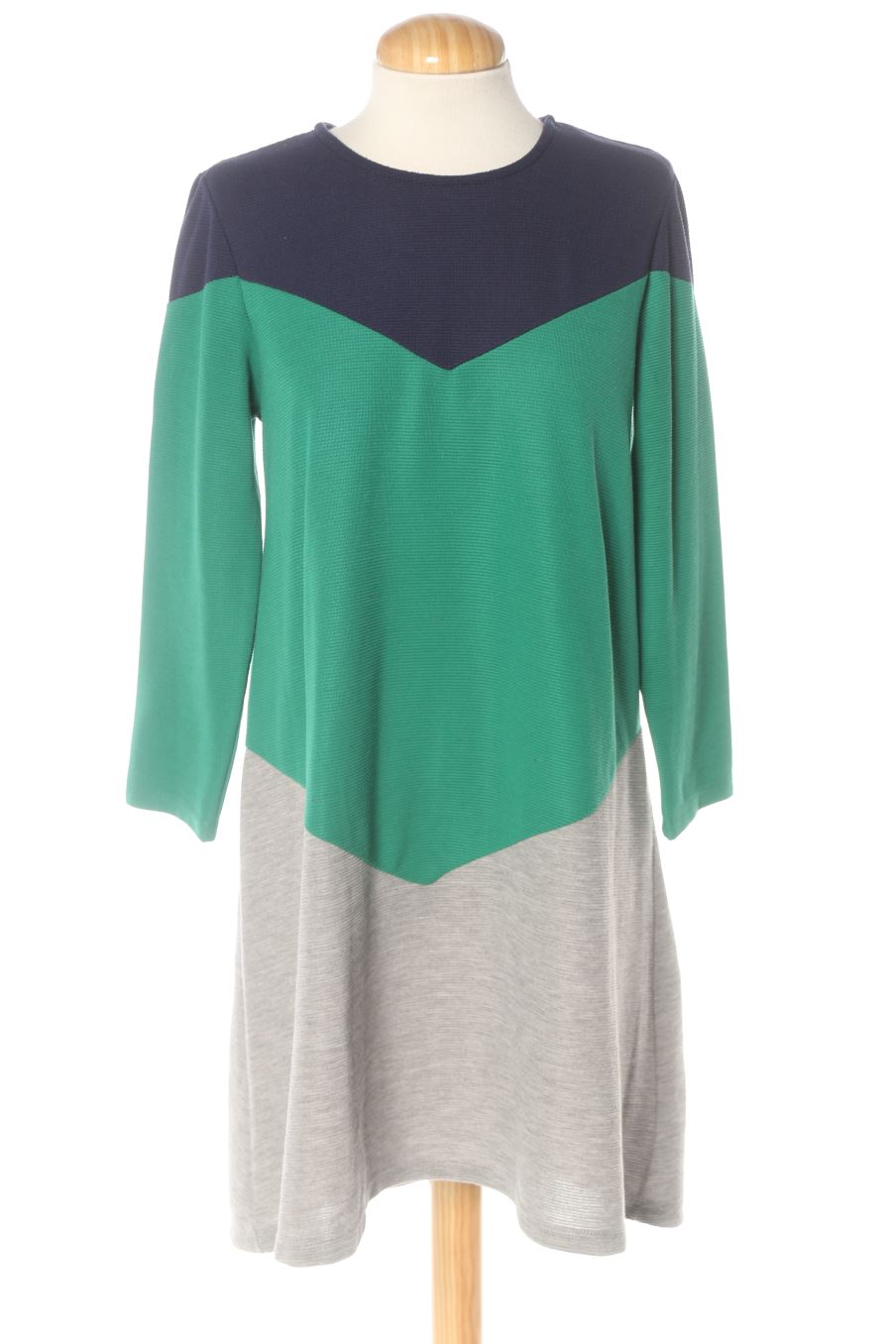 Robe casual Stradivarius de la taille M, de couleur gris
