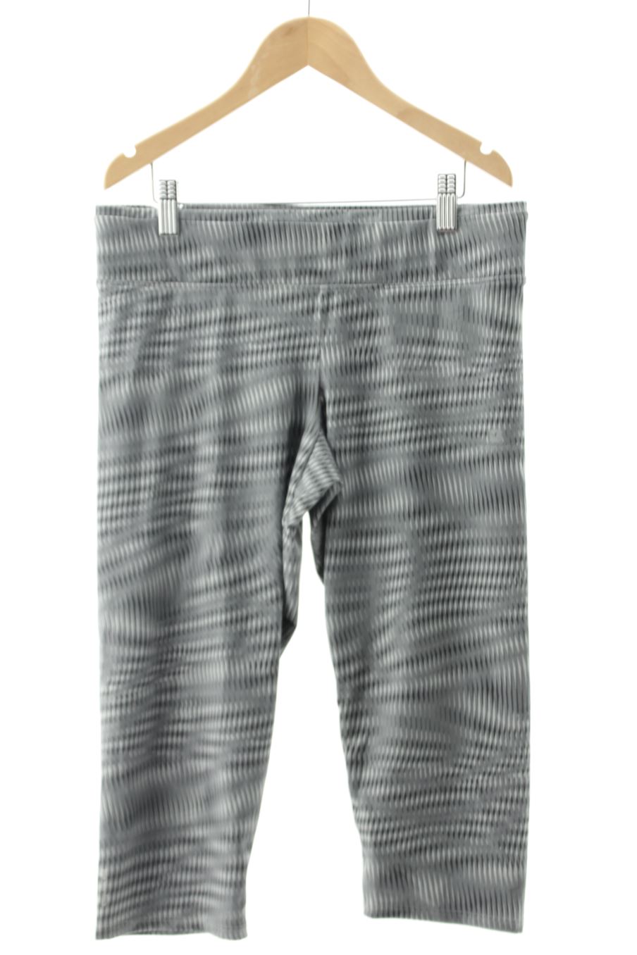 Kurze Sporthose von Decathlon Größe M, Farbe Grau, für