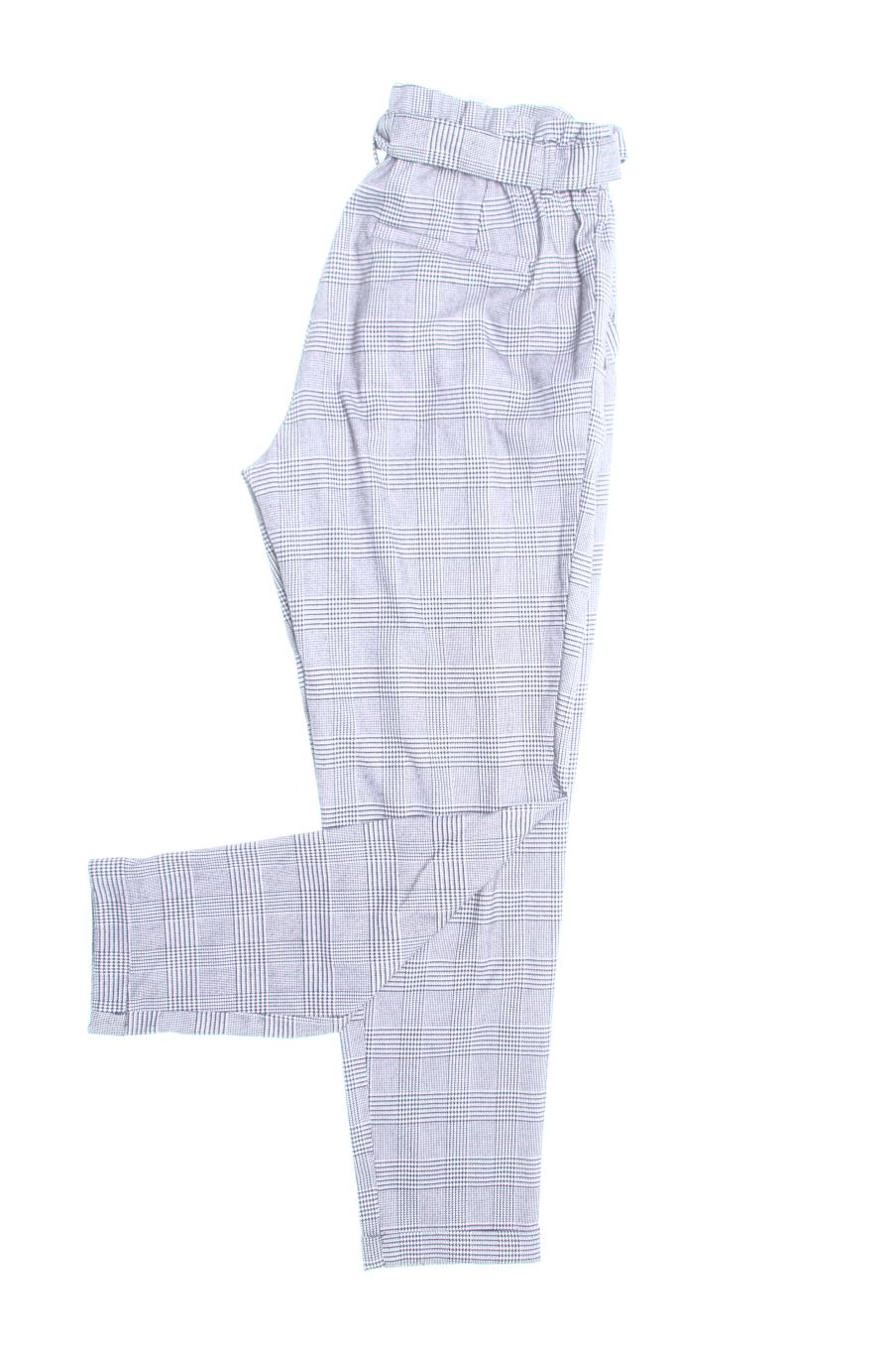 Pantalon Only de la taille 36, de couleur gris