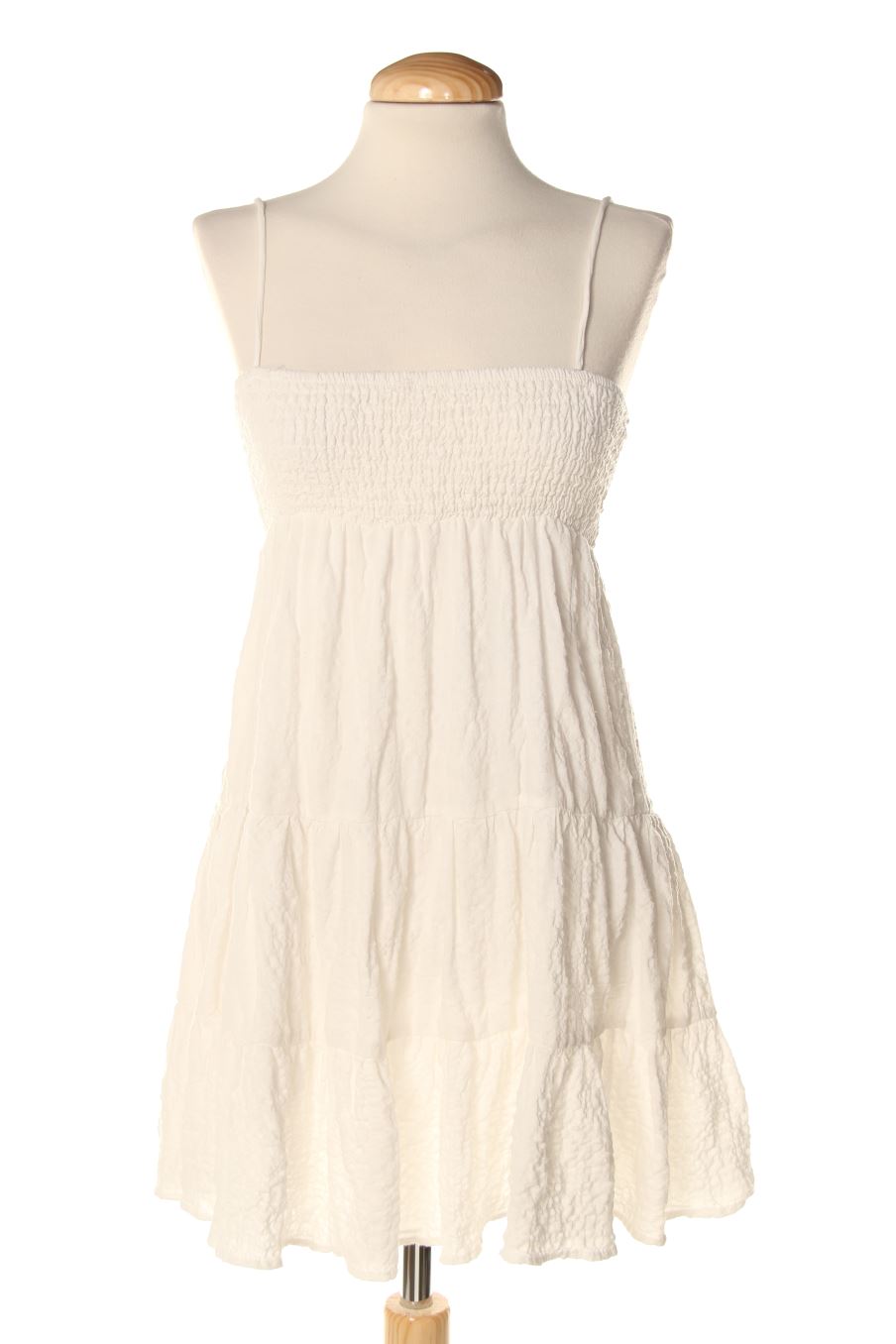 Vestido casual de Zara de la talla S, de color blanco