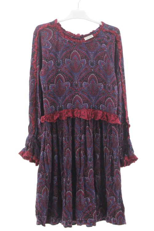 Aufwändiges Kleid