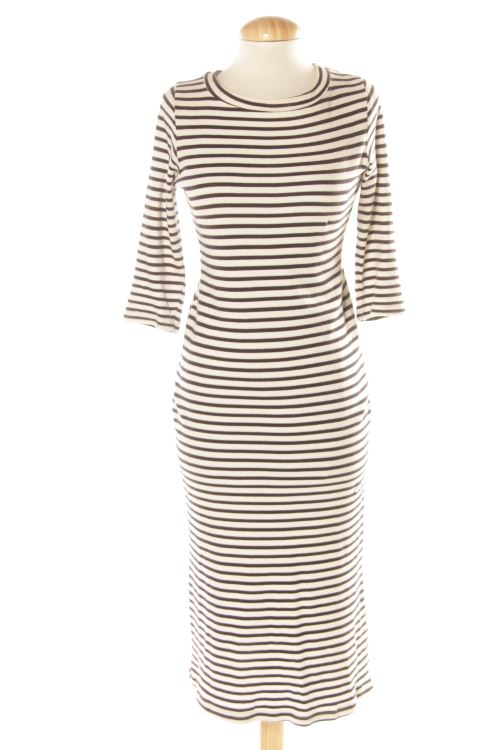 Einfaches Kleid