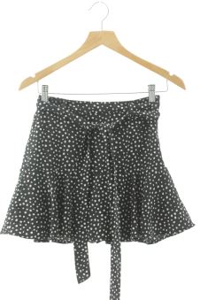Jupe XS Stradivarius, photo 1 sur 2