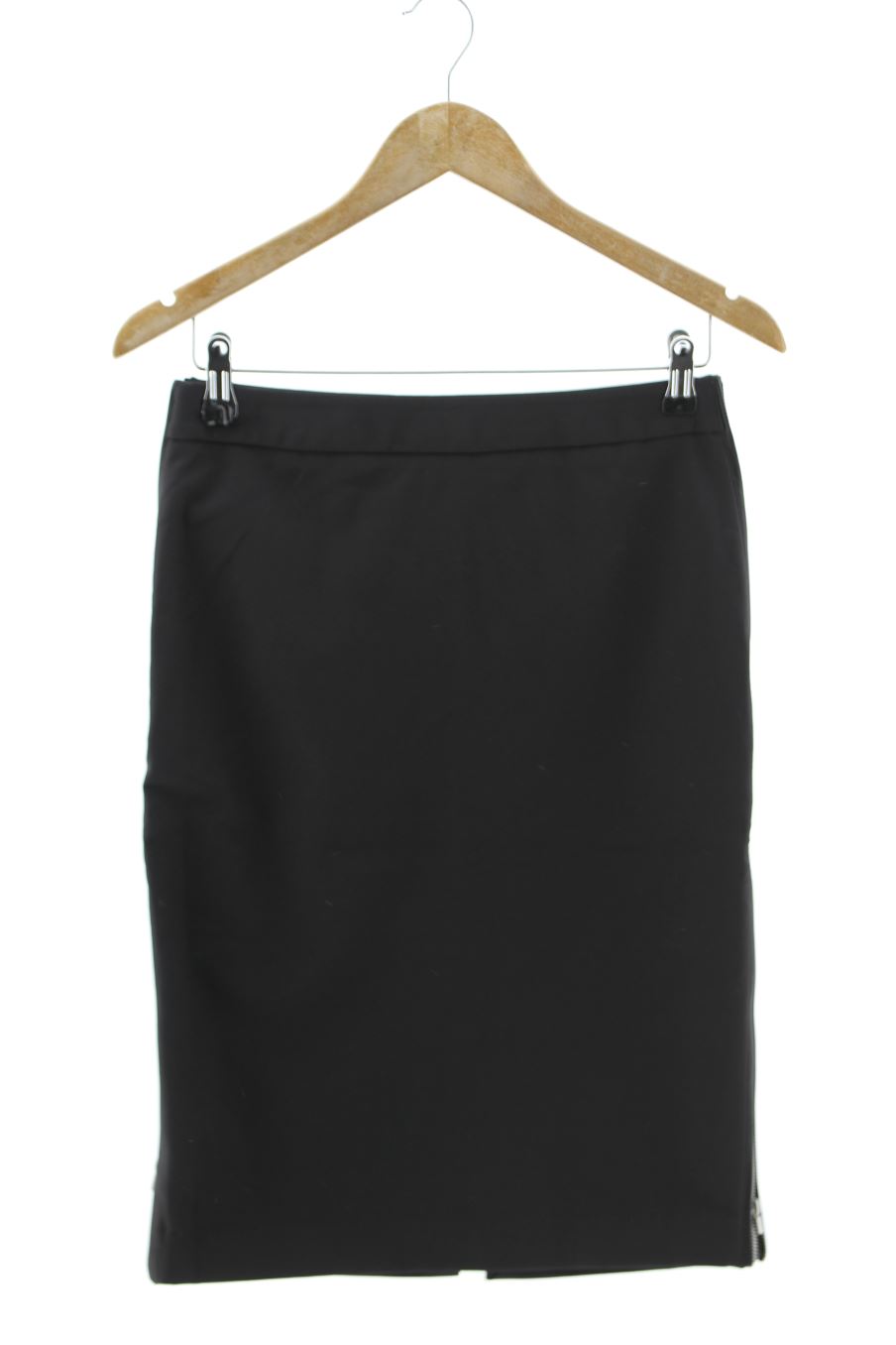 Falda de Zara de la talla M, de color negro