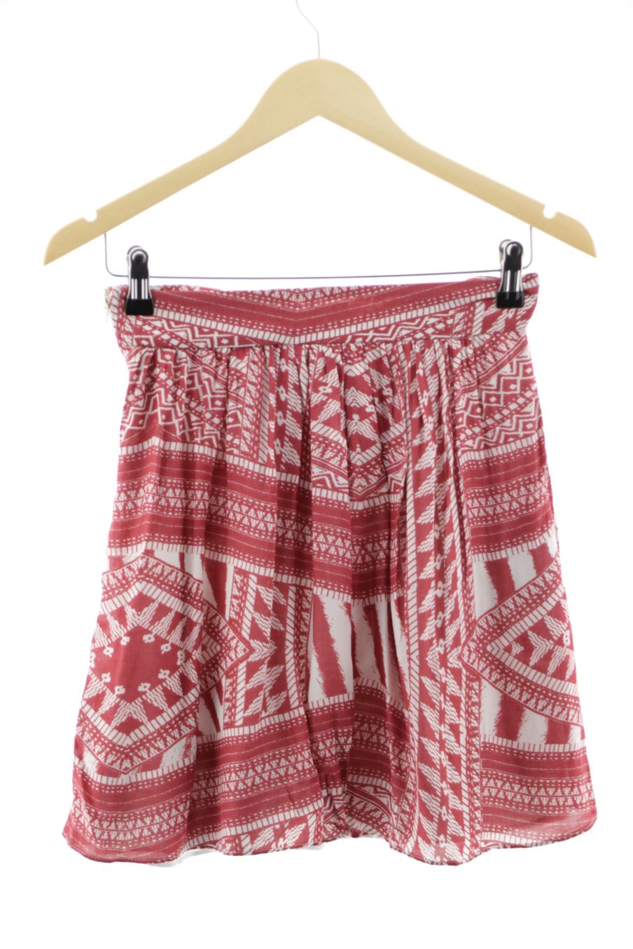 Jupe Naf Naf de la taille 34, de couleur rouge