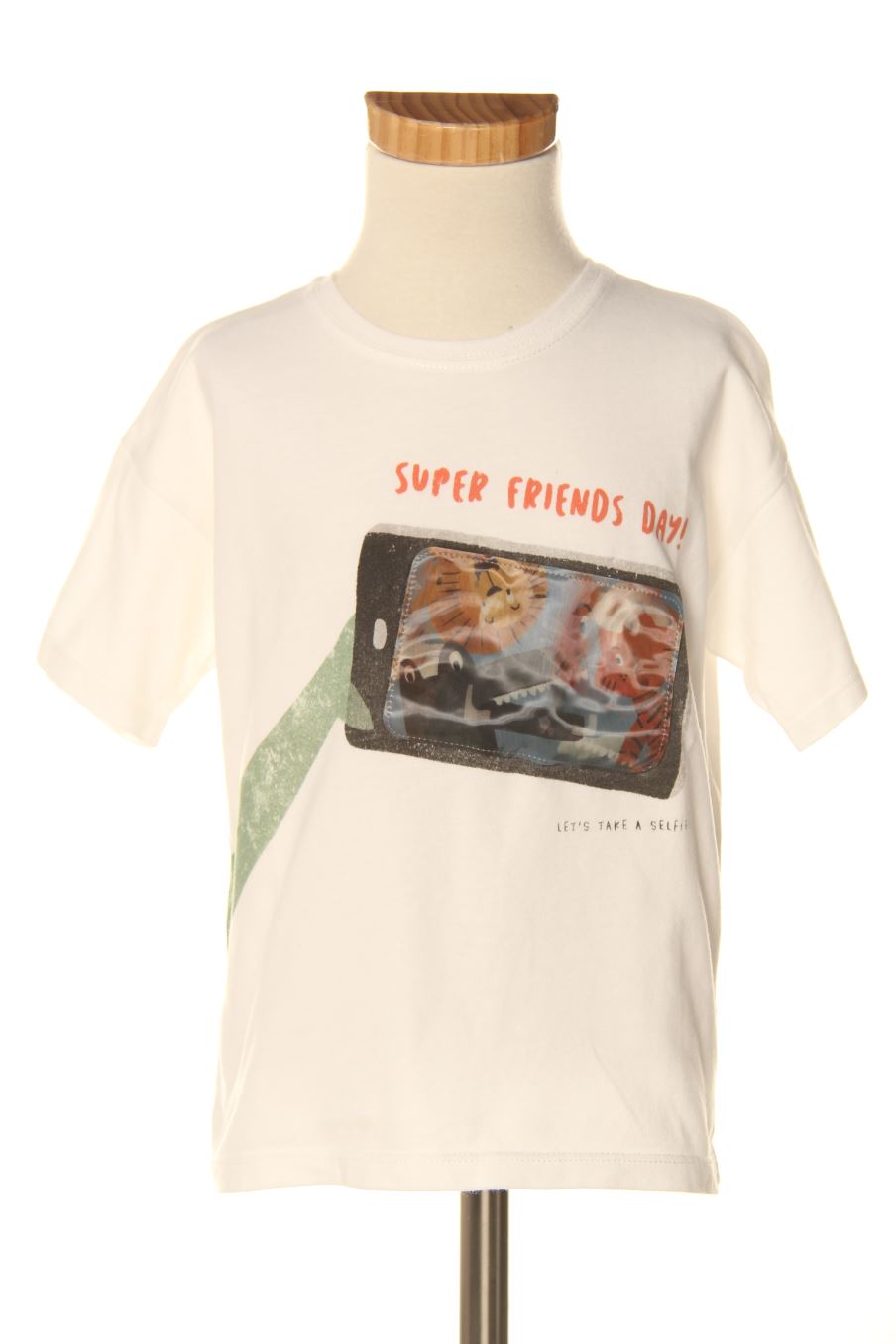 T-shirt Zara de la taille 3 ans de seconde main