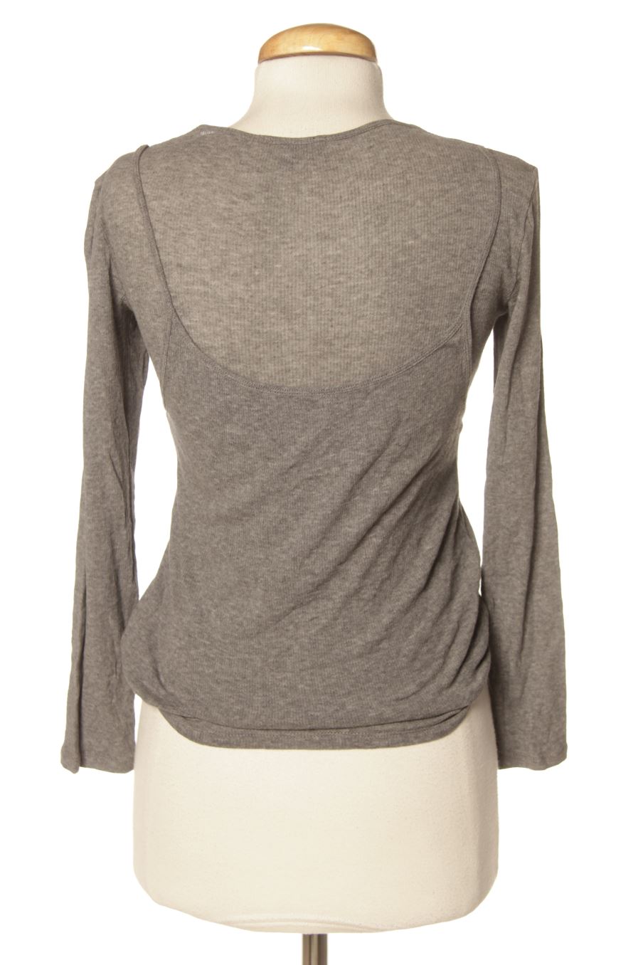 Camiseta manga larga de Massimo Dutti de la talla S, de color gris