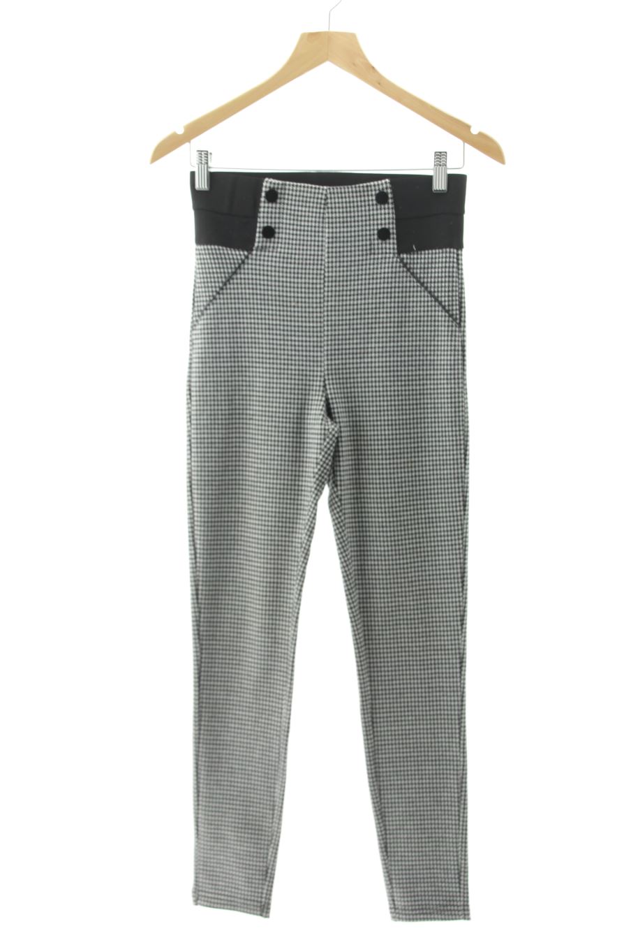 Pantaloni casual de Stradivarius de la talla 36, de color quadri